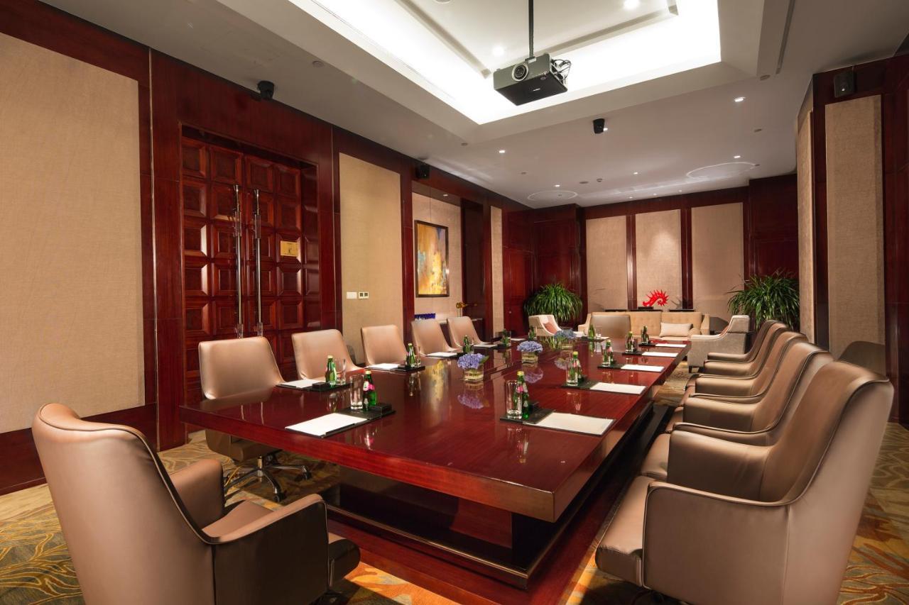 โฮเวิร์ด จอห์นสัน คางต้า พลาซา ชิงเต่า โฮเต็ล Hotel Xianlang ภายนอก รูปภาพ