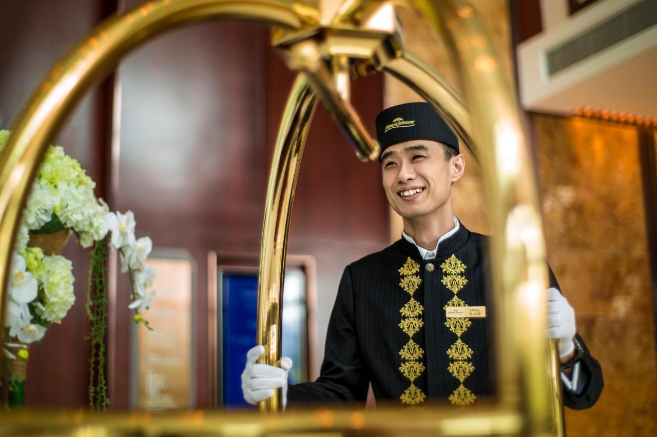 โฮเวิร์ด จอห์นสัน คางต้า พลาซา ชิงเต่า โฮเต็ล Hotel Xianlang ภายนอก รูปภาพ
