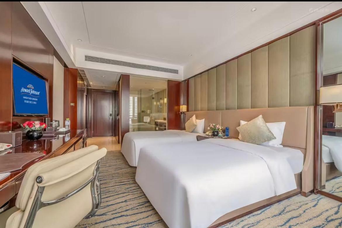 โฮเวิร์ด จอห์นสัน คางต้า พลาซา ชิงเต่า โฮเต็ล Hotel Xianlang ภายนอก รูปภาพ
