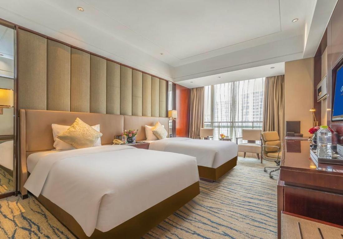 โฮเวิร์ด จอห์นสัน คางต้า พลาซา ชิงเต่า โฮเต็ล Hotel Xianlang ภายนอก รูปภาพ