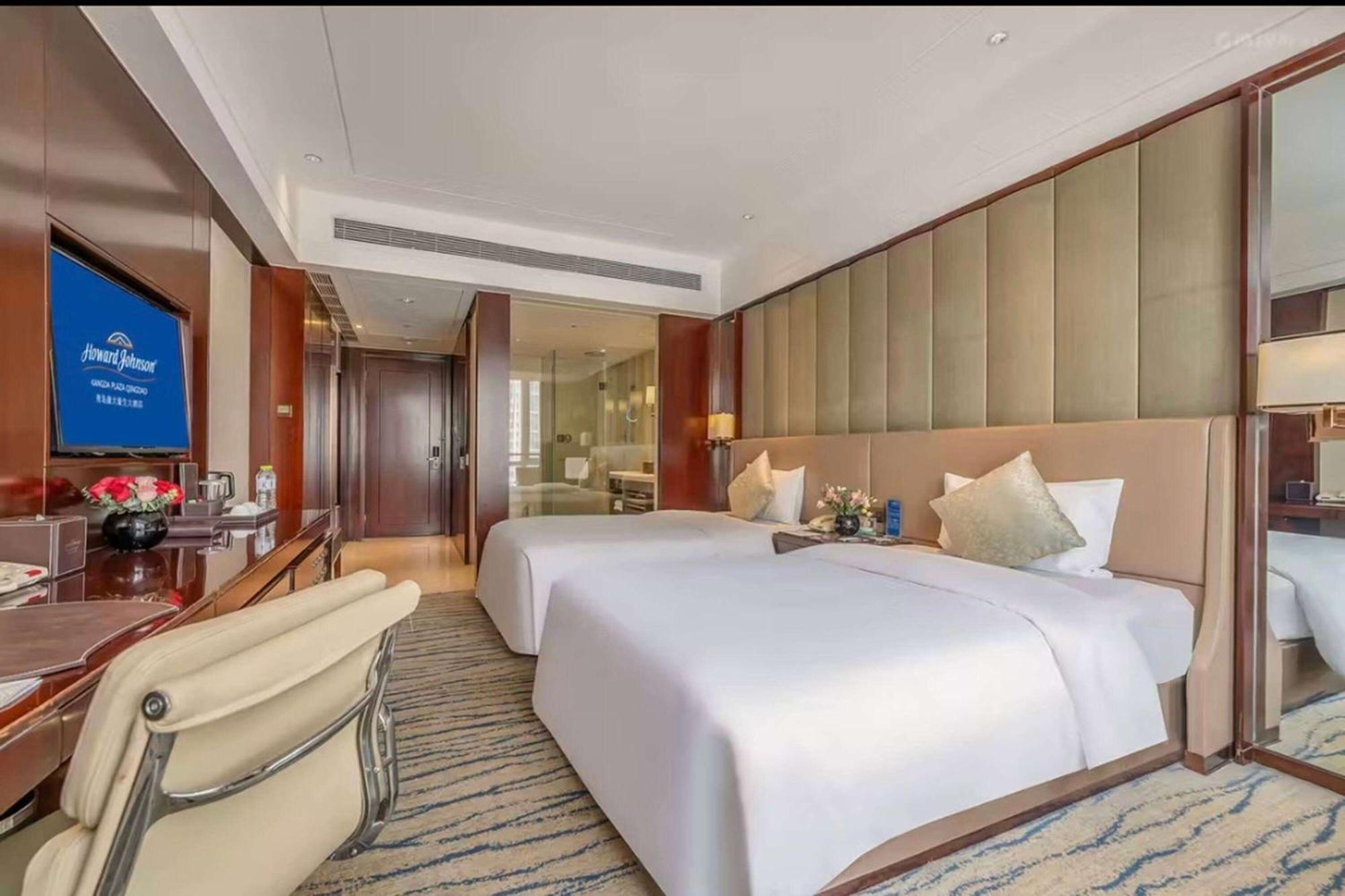 โฮเวิร์ด จอห์นสัน คางต้า พลาซา ชิงเต่า โฮเต็ล Hotel Xianlang ภายนอก รูปภาพ