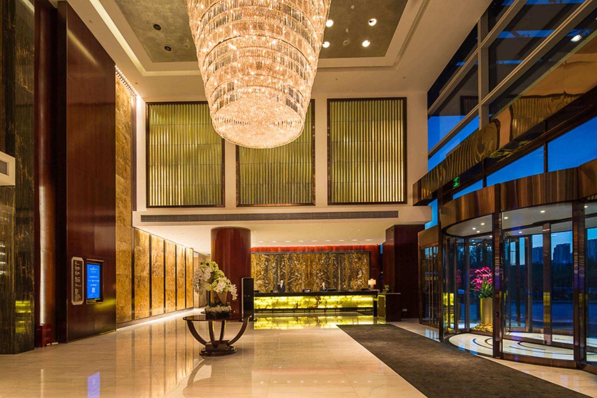 โฮเวิร์ด จอห์นสัน คางต้า พลาซา ชิงเต่า โฮเต็ล Hotel Xianlang ภายนอก รูปภาพ